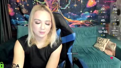 dances_queen online show from January 12, 7:37 am