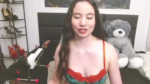 Lea lei-a online show from December 23, 10:54 am