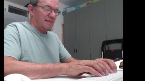 dani_alpina online show from July 7, 11:14 am
