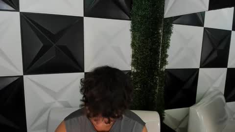 dani_cumboy online show from November 21, 3:43 pm