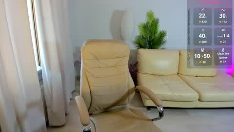 dani_kittys online show from May 24, 9:27 am