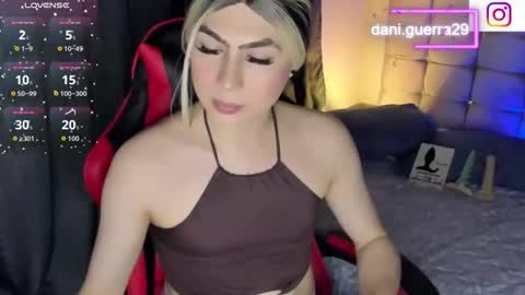 dani online show from June 4, 1:22 am
