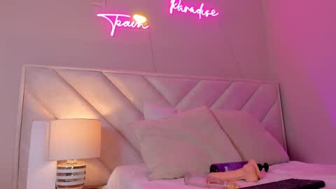 Hi I am Dani online show from February 13, 9:50 pm