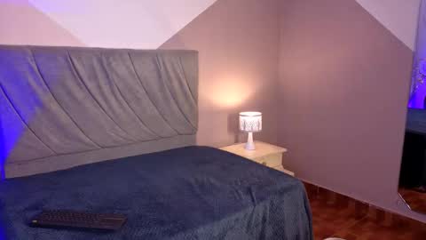 dania22_ online show from March 28, 1:56 pm