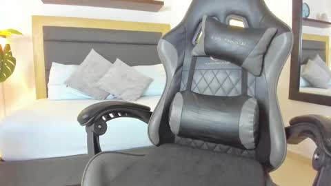 Dania online show from October 22, 3:10 am