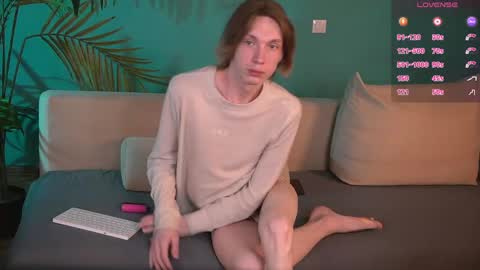 daniel__schmidt online show from May 31, 6:56 am
