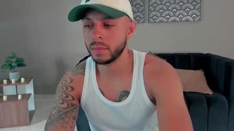 daniel_kingxxx online show from February 21, 1:25 pm