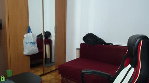 Daniel online show from December 5, 8:28 pm