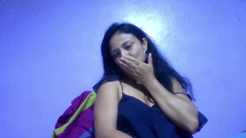 daniela_love1 online show from May 16, 1:24 am