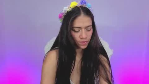 daniela_rivasthl online show from December 22, 7:04 am