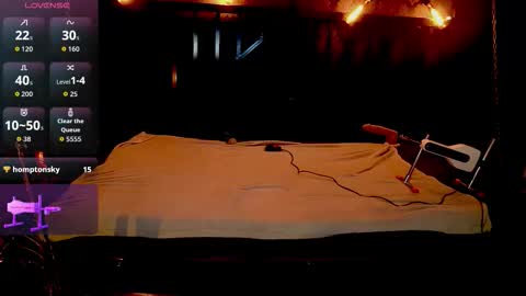 danielareign online show from March 11, 3:26 pm