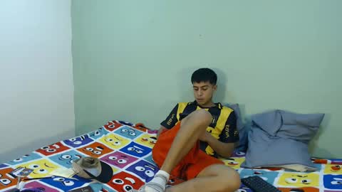 danielitopapii online show from November 14, 4:14 am