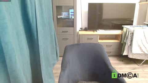 JessicaWhite online show from March 12, 1:08 pm