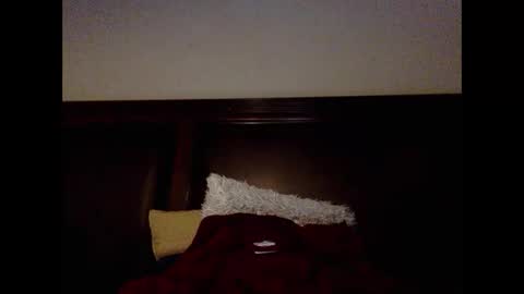daniellbisous online show from May 6, 5:46 am