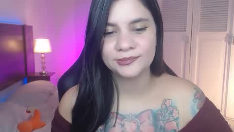 daniellerain online show from December 21, 12:39 am