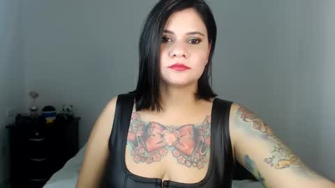 daniellerain online show from January 11, 11:46 pm