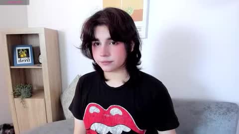 Danielle  online show from December 13, 8:59 pm