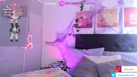    online show from October 20, 12:43 pm