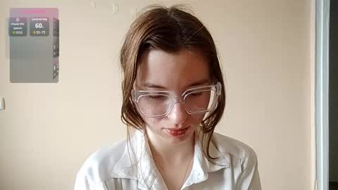 Mia online show from March 3, 7:26 am