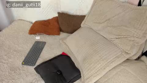 Rose online show from February 26, 1:53 am