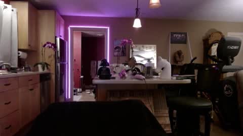 Snapshot of danikawhite69 chatting on October 2, 7:07 am DanikaWhite69 online show from October 2, 7:07 am