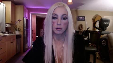 Snapshot of danikawhite69 chatting on March 11, 6:30 am DanikaWhite69 online show from March 11, 6:30 am