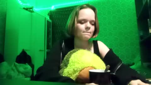 Adell online show from June 3, 2:33 pm