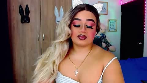 danipein online show from November 8, 11:46 am