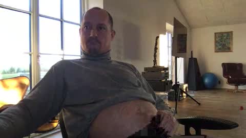 danishjss online show from November 26, 8:00 am