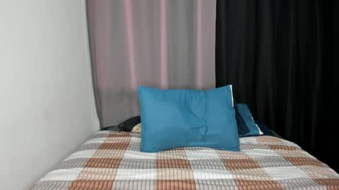 dani online show from April 22, 2:30 am