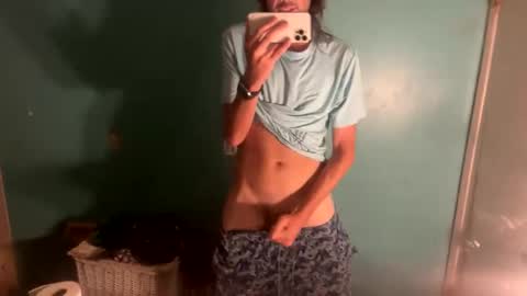 ZyRaMaxx online show from January 1, 7:52 am