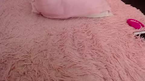 Danniela y Victoria online show from April 16, 9:39 pm