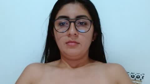 Danna online show from February 6, 8:34 pm