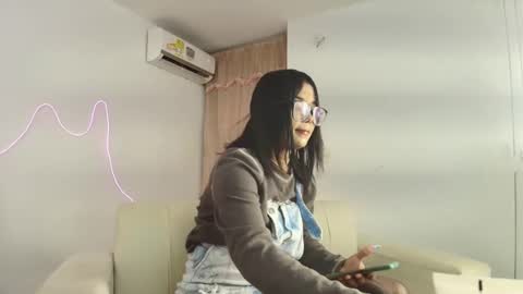 dannagabriella online show from April 9, 6:30 am