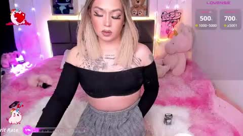 dannia_13 online show from July 1, 2:09 am