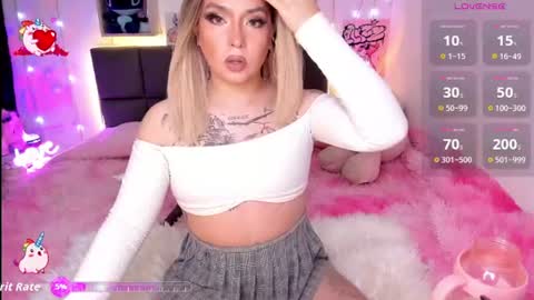 dannia_13 online show from July 4, 1:53 am