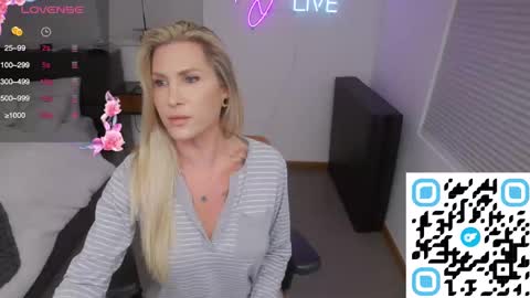 DANNI DANIELS online show from January 18, 1:52 am