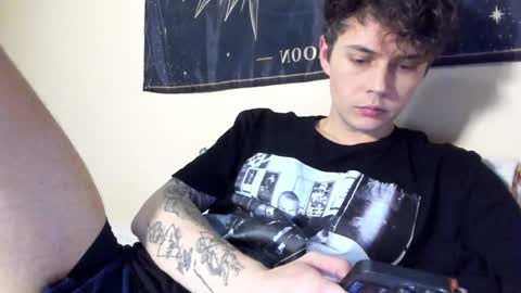 Snapshot of danny_love01 chatting on January 24, 3:13 pm danny online show from January 24, 3:13 pm