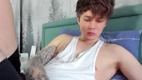 Snapshot of danny_love01 chatting on February 13, 12:00 pm danny online show from February 13, 12:00 pm