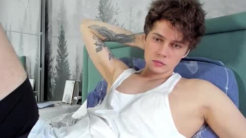Snapshot of danny_love01 chatting on February 11, 11:20 am danny online show from February 11, 11:20 am
