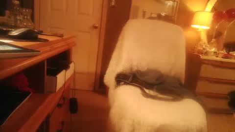 Snapshot of dannyb618 chatting on February 22, 1:11 am Danielle online show from February 22, 1:11 am