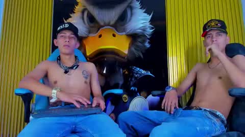 dante_brown1 online show from November 28, 9:44 pm