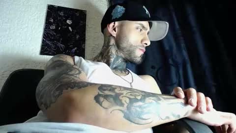 dante_d_angelo_ online show from December 3, 6:03 am