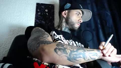 dante_d_angelo_ online show from October 16, 6:35 am
