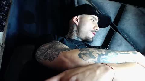 dante_d_angelo_ online show from February 11, 6:50 am