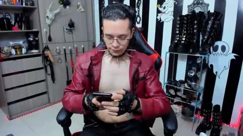 Dante online show from February 1, 2:45 pm