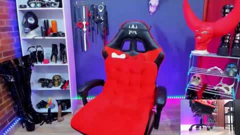 Dante online show from February 4, 3:49 pm