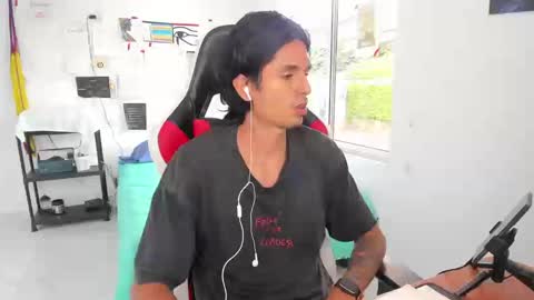 X Dante7373574 online show from September 18, 2:10 pm