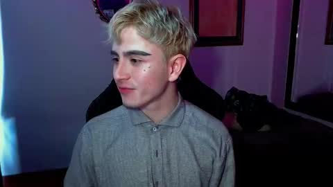 danteobscuro online show from November 25, 7:56 pm