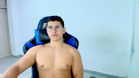 Dantraxx online show from March 2, 11:33 pm